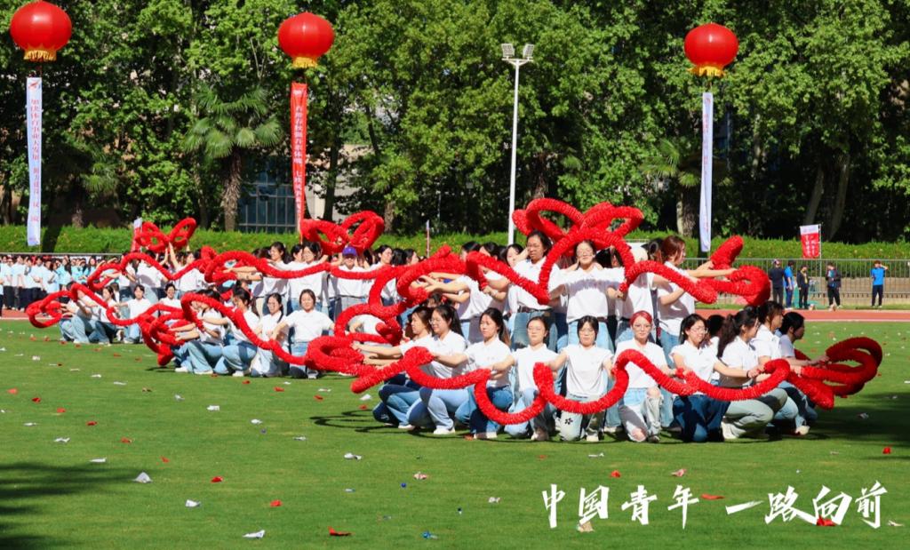 体育课趣味热身游戏